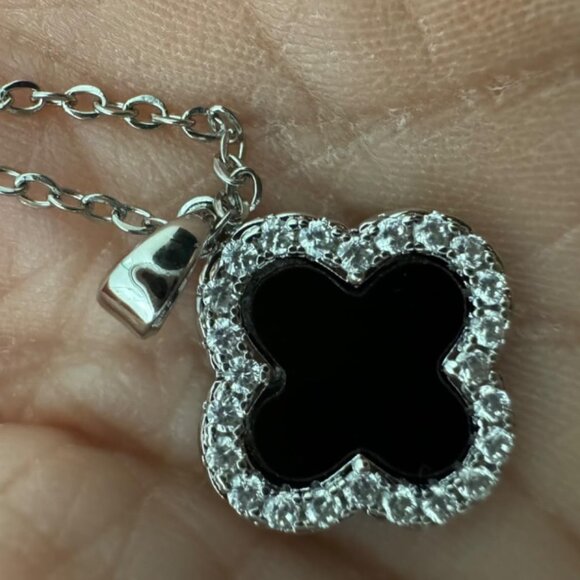 Neiman Marcus 18k Gold Plated Clover Necklace - Picture 4 of 6